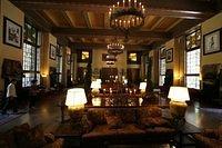 Grand Lounge